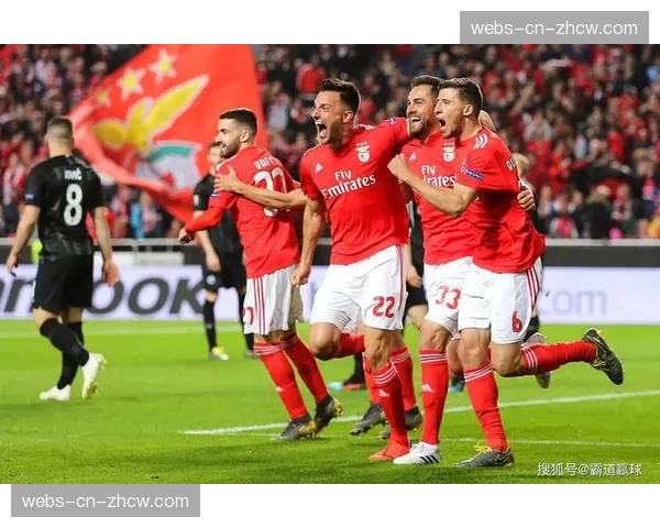 事件脉络：从门将失误到绝平进球，复盘本菲卡对阵那不勒斯的跌宕90分钟