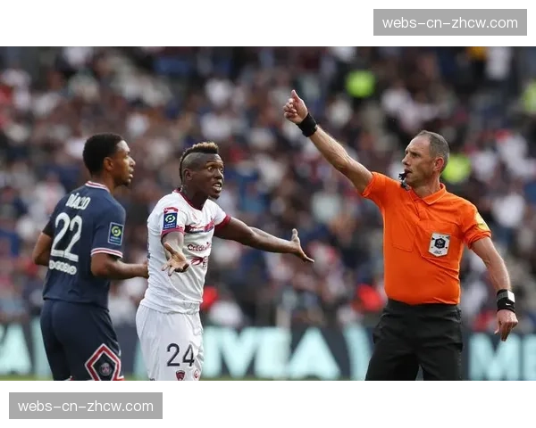 巴黎郊区业余足球俱乐部获得法甲球队社区合作项目资助